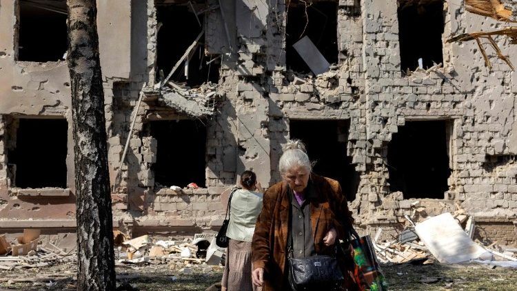 León XIV: Ucrania debe perseverar en la fe a pesar de la tragedia de la guerra