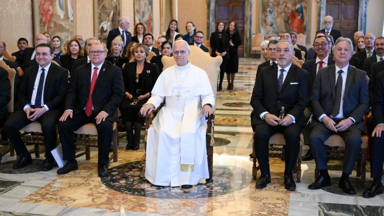 León XIV: El algoritmo jamás podrá sustituir un gesto de cercanía