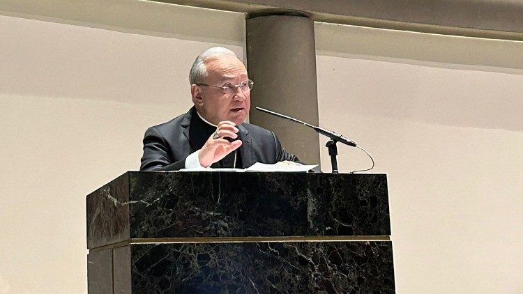 Peña Parra: la Iglesia debe ser sinodal para afrontar los retos del tercer milenio