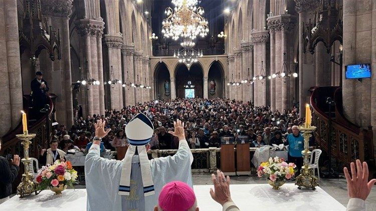 Devoción y fe en la 51ª Peregrinación Juvenil a la Basílica de Luján