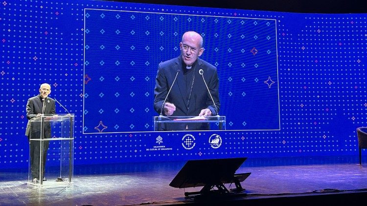 Constelaciones Educativas: Conferencia Internacional para un Pacto con el Futuro