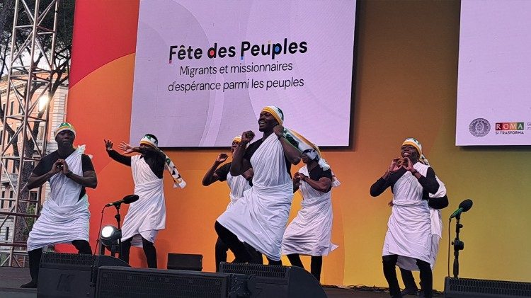 Fiesta de los Pueblos: Somos misioneros y migrantes de esperanza y de paz