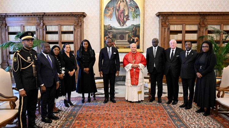 El Papa León XIV se reúne con el Presidente de Gabón