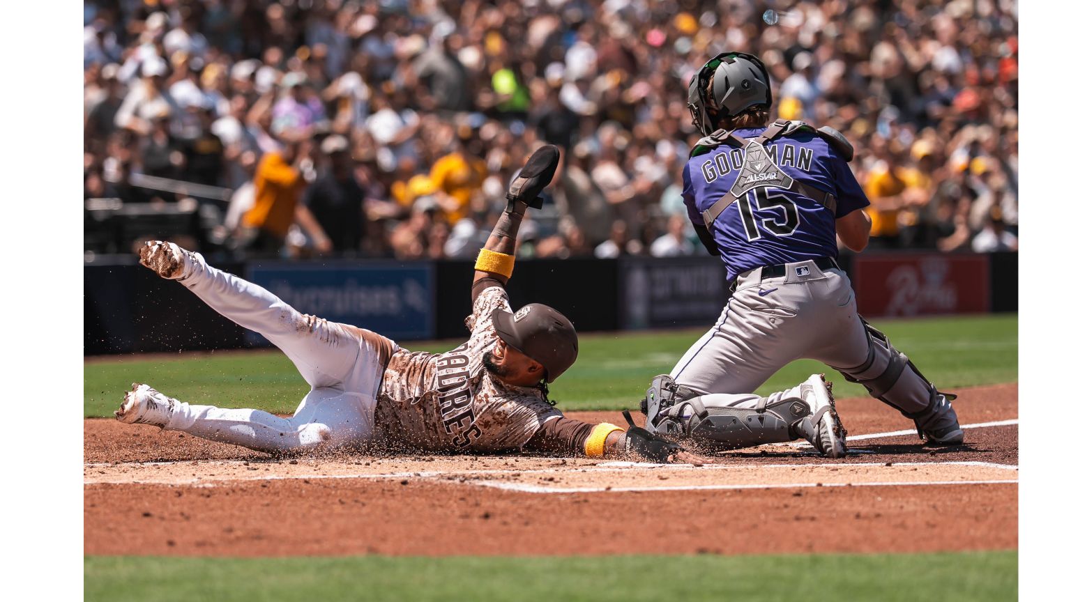 Padres y Cubs se juegan la vida en el Juego 3 de la Serie de Comodines