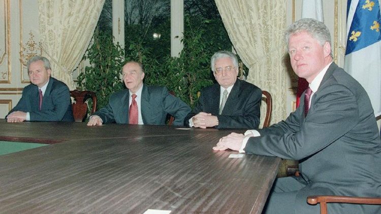 A 30 años de Dayton, la paz inconclusa en Bosnia y Herzegovina