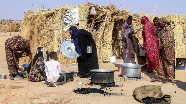 El Papa: No podemos acostumbrarnos a la guerra