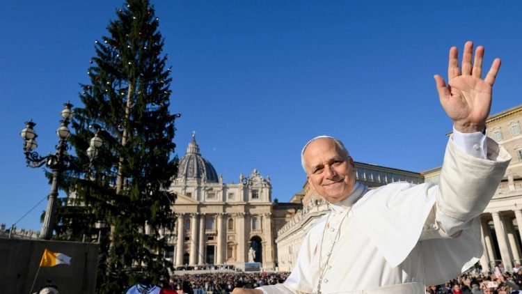 El Papa invita a evitar las compras desenfrenadas en Navidad