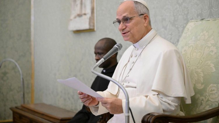 El Papa agradece a millones por rezar a través de su red internacional